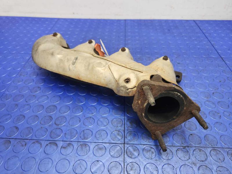 2003 Chevrolet Silverado 2500 Exhaust Manifold