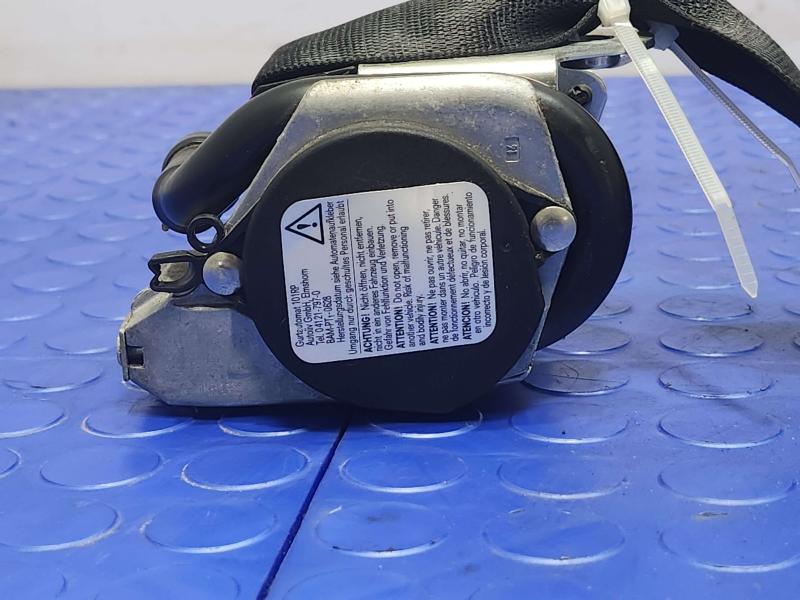 2006 Mercedes CLS-Class Rear Seat Belt