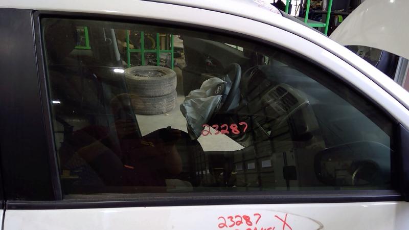 2008 - 2014 Scion XD Front Door Glass RH Passenger Side OEM 6811052290