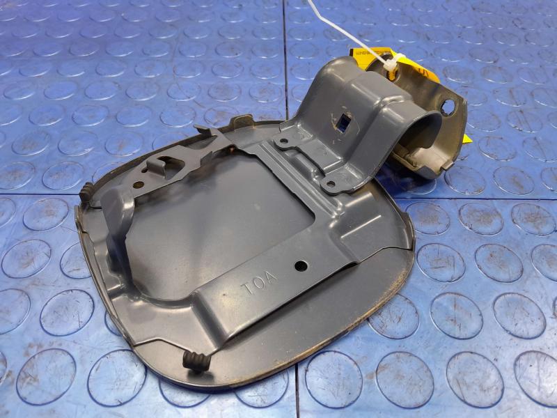 2014 Honda CR-V Fuel Tank Door