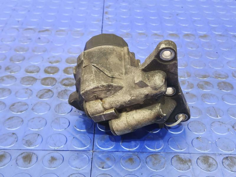 2010 Toyota Prius Oil Filter Housing