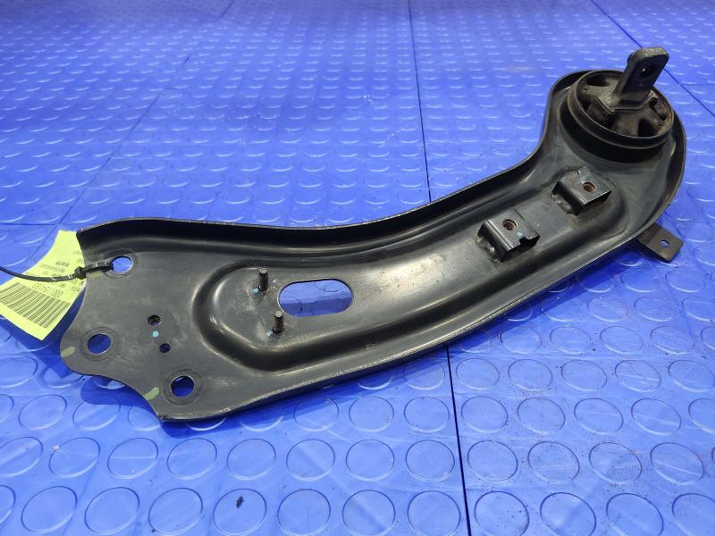 2017 Kia Sorento Lower Control Arm Rr