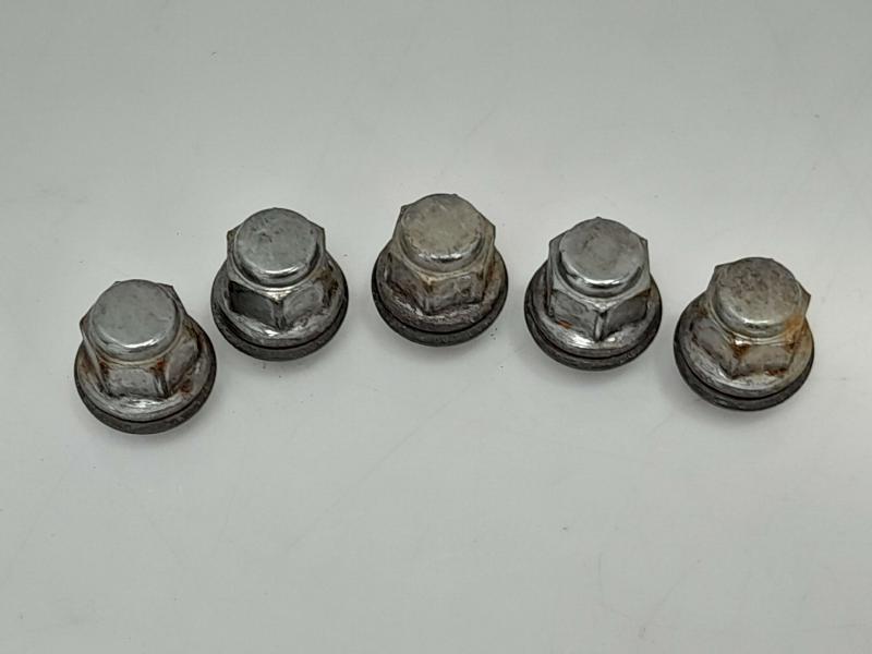 2017 Toyota Corolla iM Lug Nuts