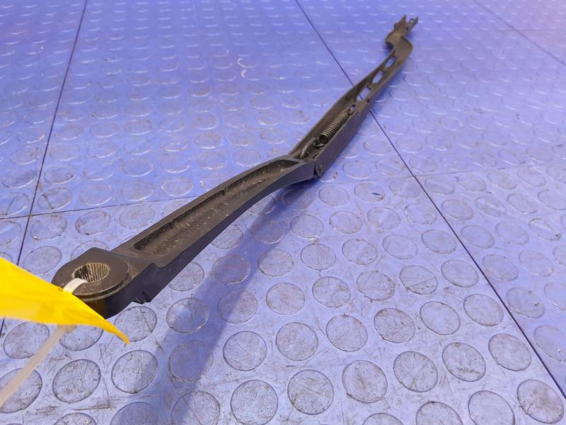 2017 Lincoln Continental Wiper Arm