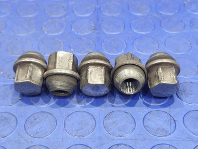 2014 Dodge Challenger Lug Nuts