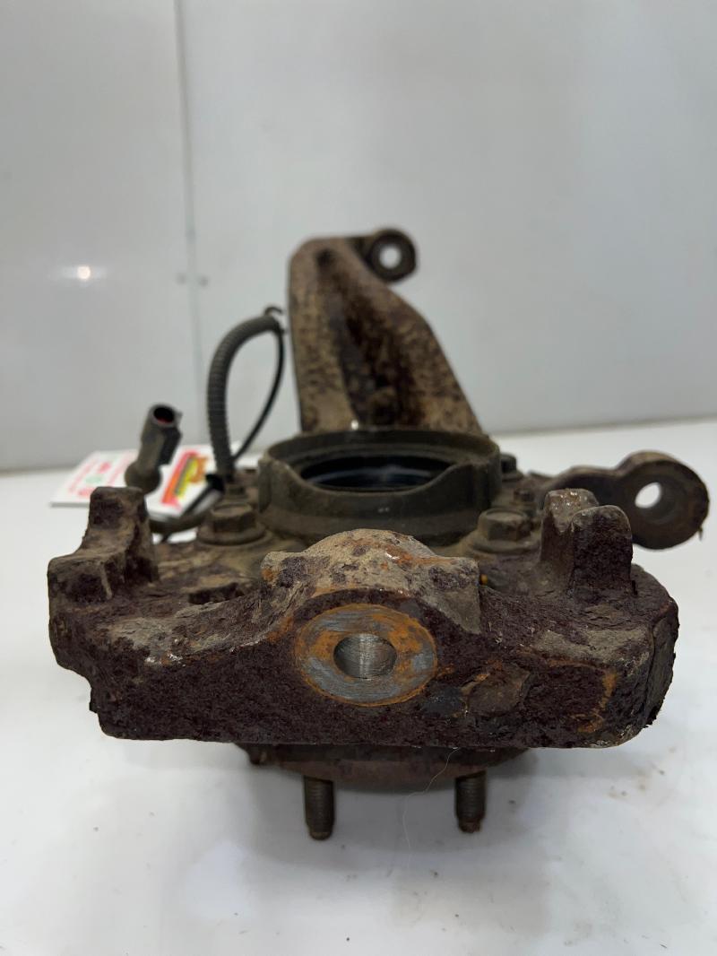2004 - 2008 Ford F150 4x4 Front Spindle Knuckle w/ Hub LH Driver Side OEM 7L3Z3K186A