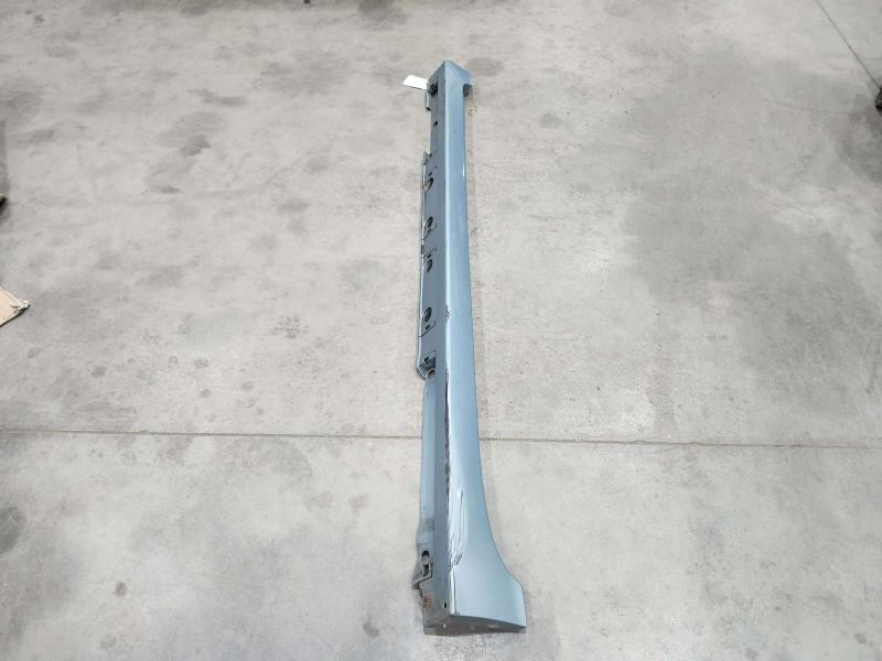 2013 Toyota Prius Rocker Moulding