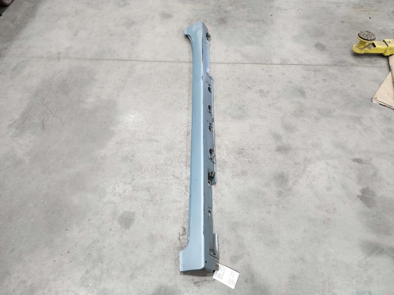 2013 Toyota Prius Rocker Moulding