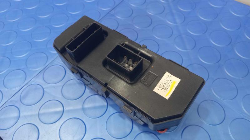 2008 Chevrolet Impala Door Switch Front