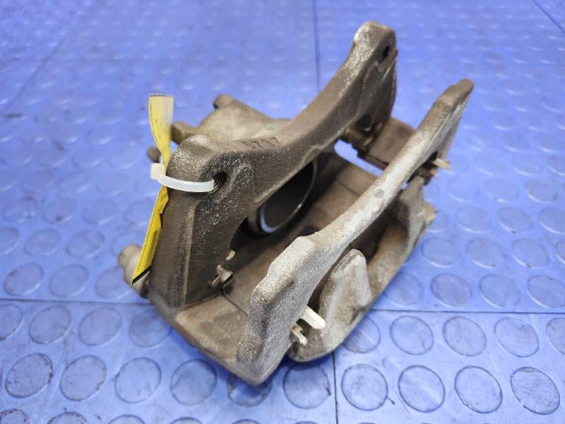2017 Mitsubishi Outlander Caliper