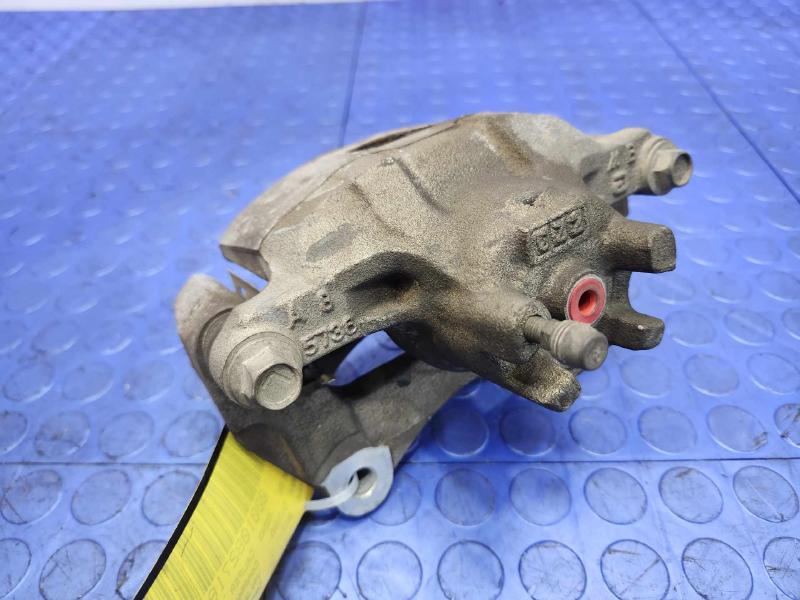 2017 Mitsubishi Outlander Caliper