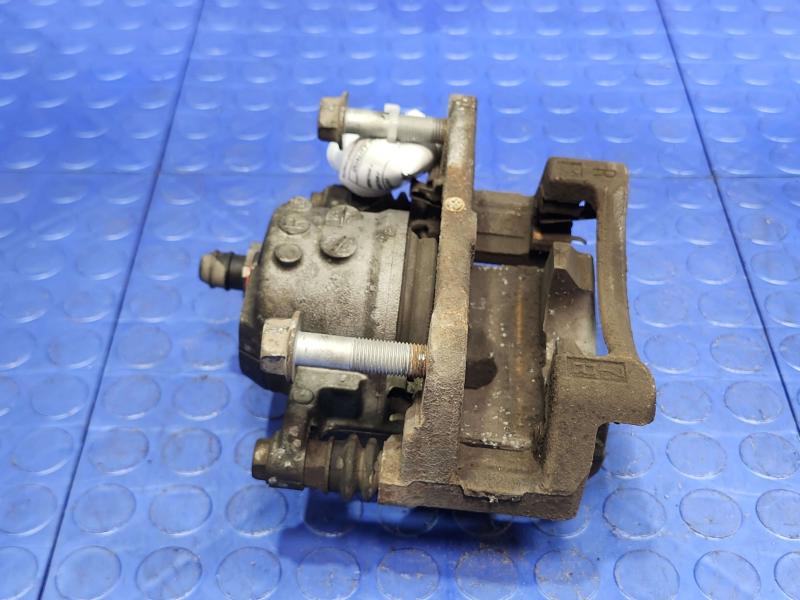2013 Toyota Prius Caliper