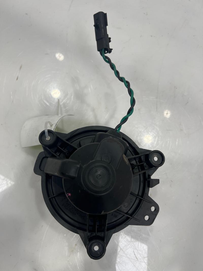 2001 - 2003 Dodge Dakota Heater AC Blower Motor Assembly OEM 04885669AA