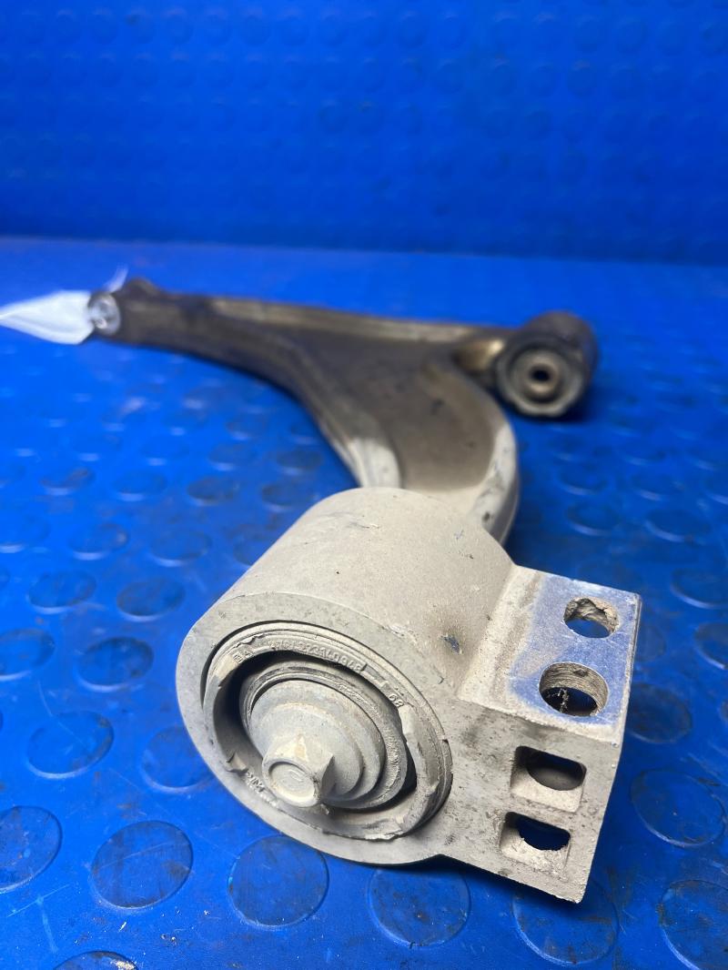2010-2016 Buick Lacrosse Front Lower Control Arm LH Driver Side OEM 84008848