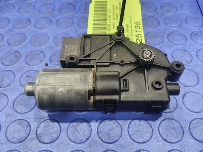 2010-2016 Porsche Panamera Sunroof Glass Motor Module Assembly OEM 97062421105