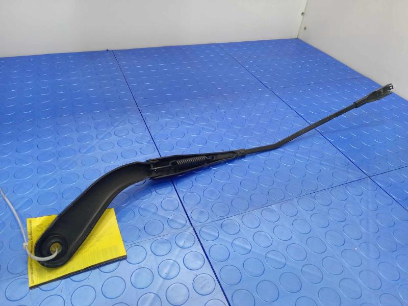 2015 BMW 428i Wiper Arm
