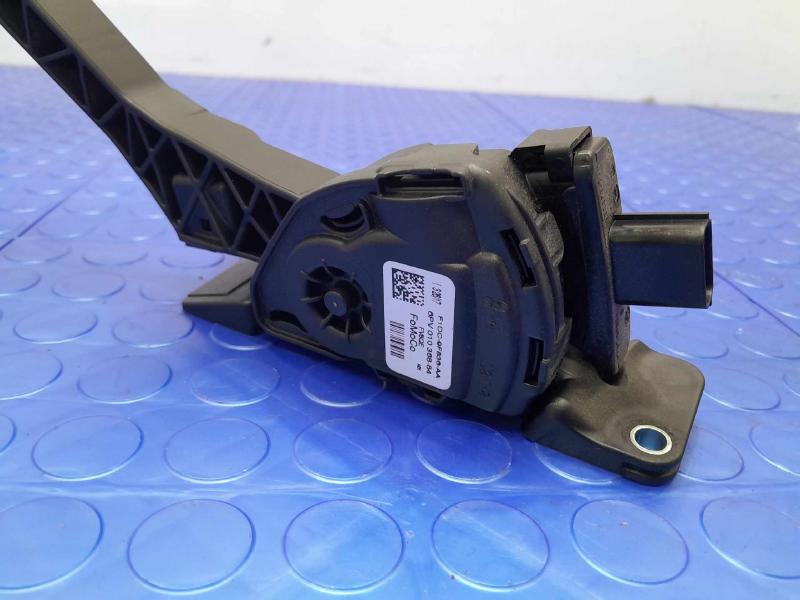 2017 Lincoln MKC Pedal Assembly