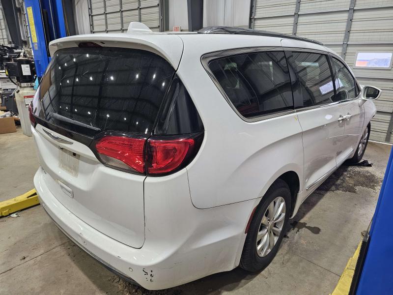 2018 Chrysler Pacifica Lower Control Arm Rr