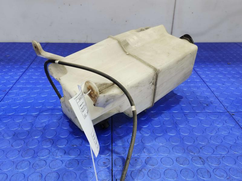 2007 Toyota Tundra Washer Bottle