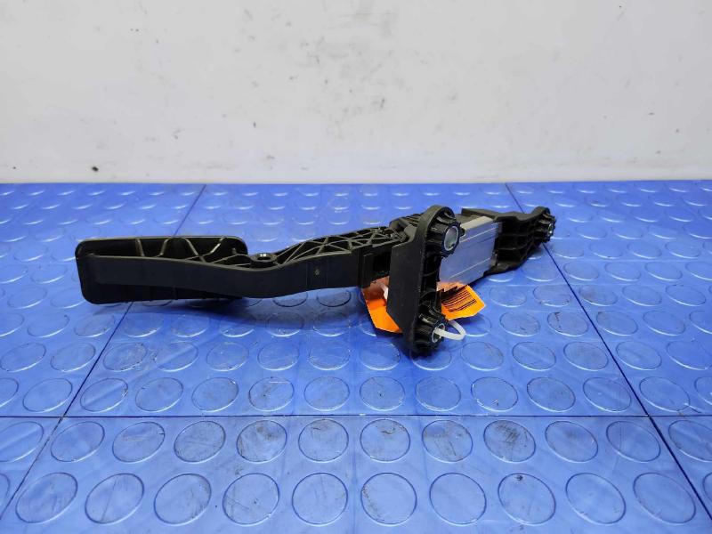 2018-2023 Kia Rio Accelerator Pedal Assembly Genuine OEM Part 32700F2100