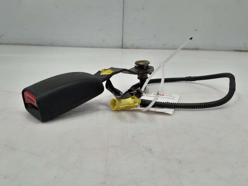 2005 Subaru Legacy Front Seat Belt