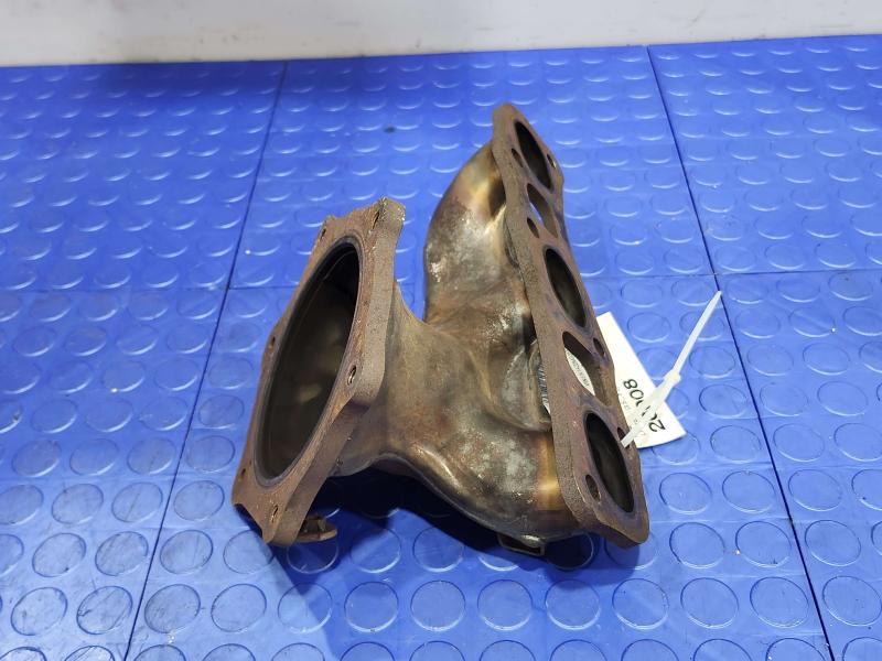 2015 Nissan Murano Exhaust Manifold