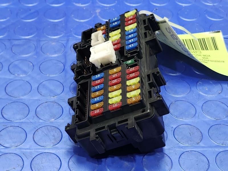 2015 Infiniti Q50 Cabin Fuse Box