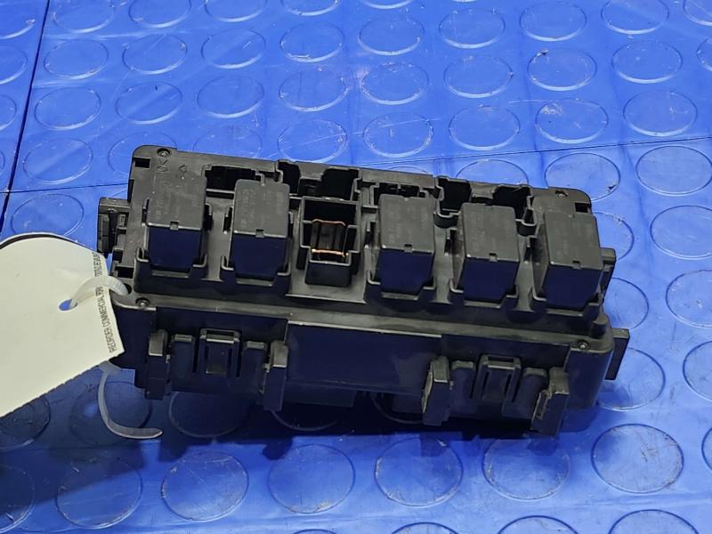 2015 Infiniti Q50 Cabin Fuse Box