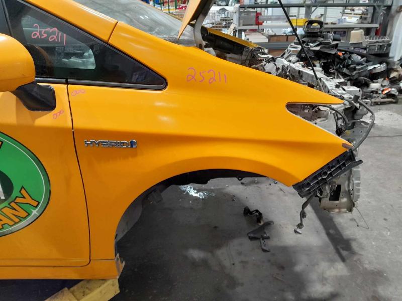2011 Toyota Prius Fender