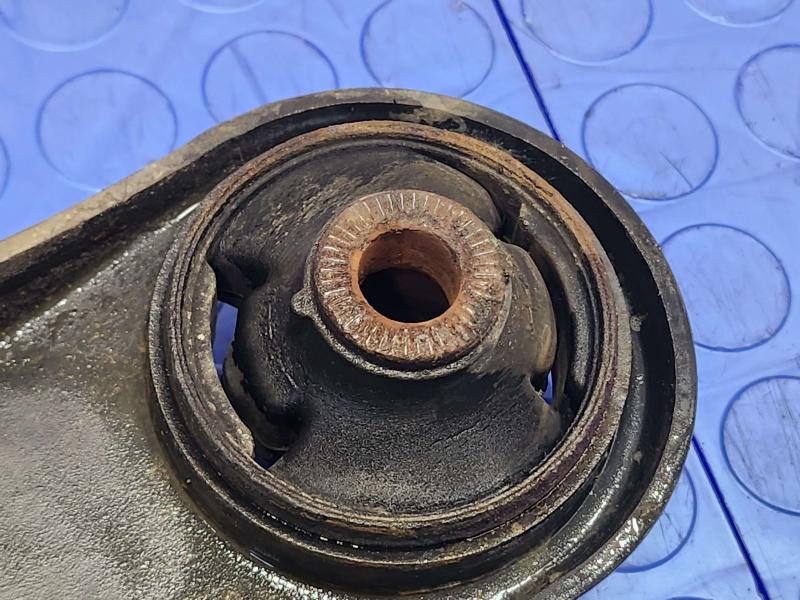 2013 Hyundai Accent Lower Control Arm Front