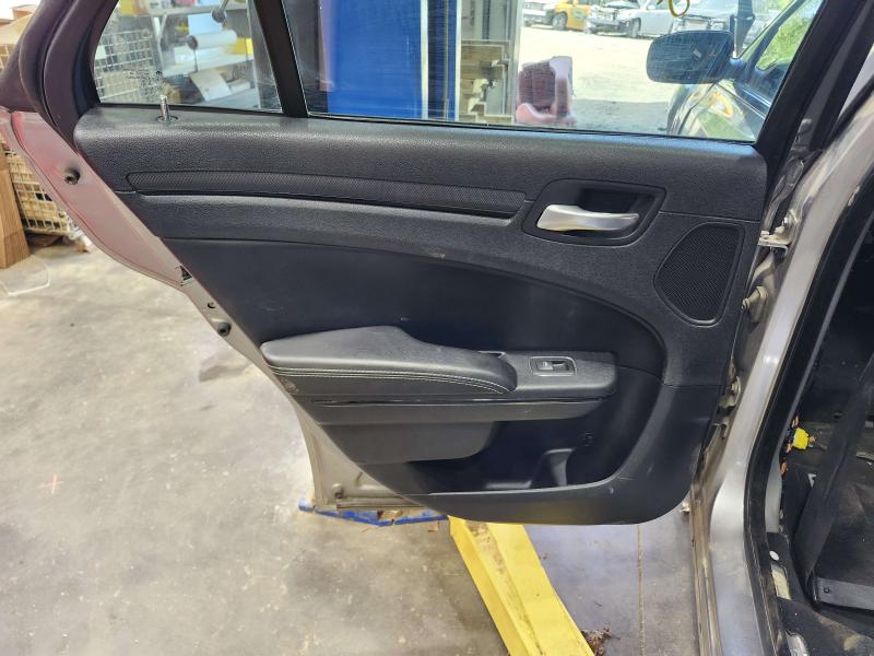 2013 Chrysler 300 Rear Door Trim Panel