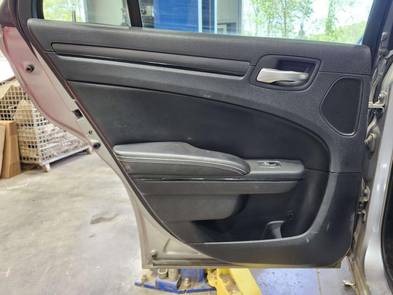 2013 Chrysler 300 Rear Door Trim Panel