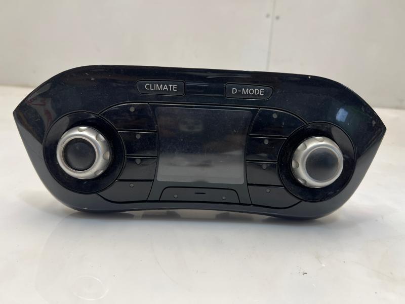 2011 - 2014 Nissan Juke Automatic Temperature Climate Controls OEM 248451KM0B