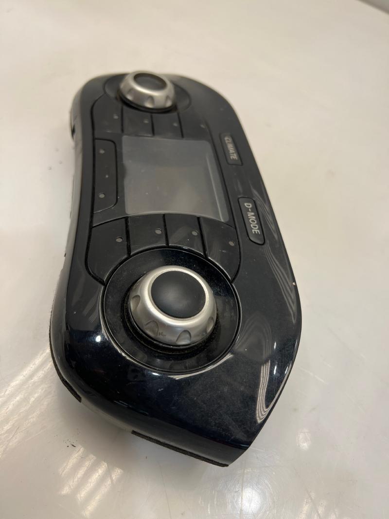 2011 - 2014 Nissan Juke Automatic Temperature Climate Controls OEM 248451KM0B