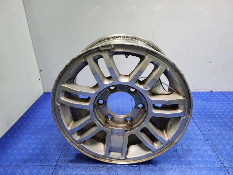 2007 Hummer H3 Wheel