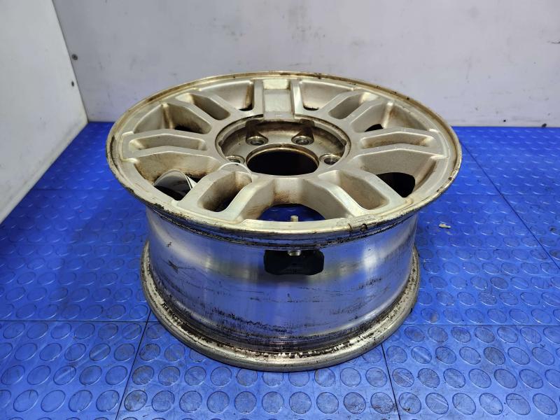 2007 Hummer H3 Wheel