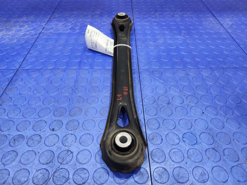 2016 Cadillac ATS Lower Control Arm Rr
