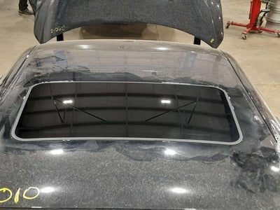 2018 Maserati Ghibli Roof Glass (Glass Only)