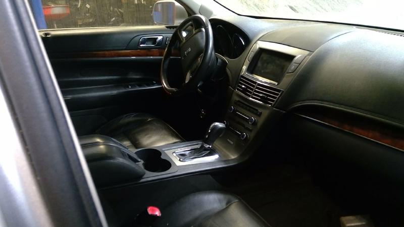 2010 Lincoln MKT Wire Harness (Engine)