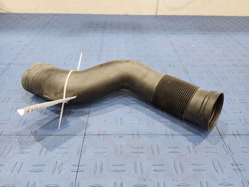 2010 Mercedes ML-Class Air Intake Tube/Resonator