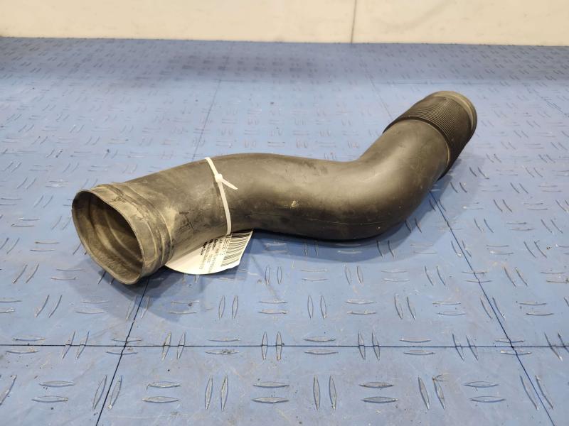 2010 Mercedes ML-Class Air Intake Tube/Resonator