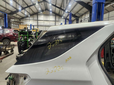 2018 Chevrolet Equinox Quarter Glass/Window