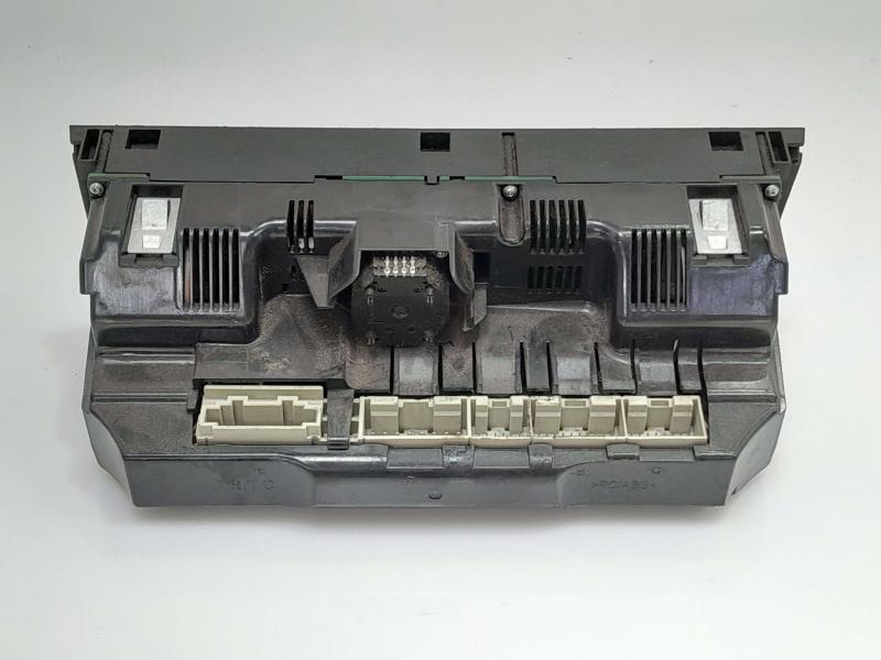 2007 Audi S6 Heater A/C Control
