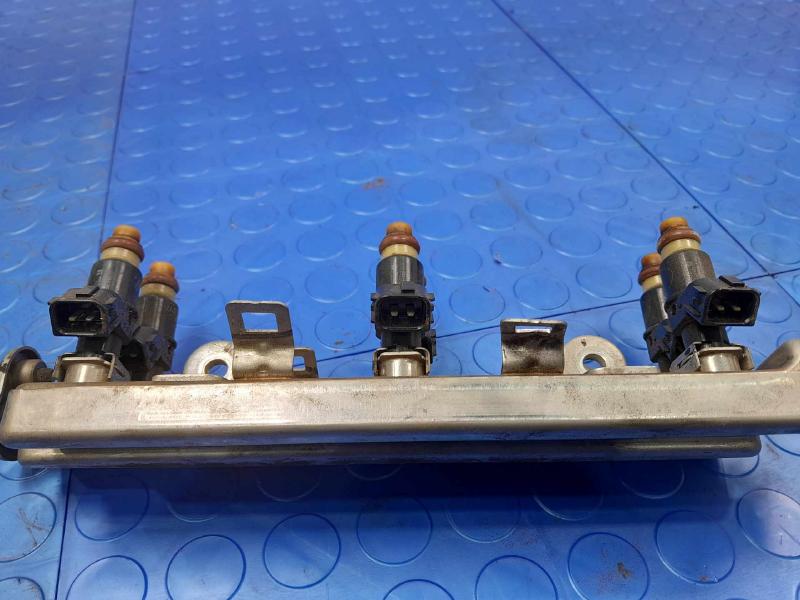 2011-2017 Honda Odyssey 3.5L Fuel Rail Delivery Pipe and Injectors 6 Pcs OEM 16450RCAA01