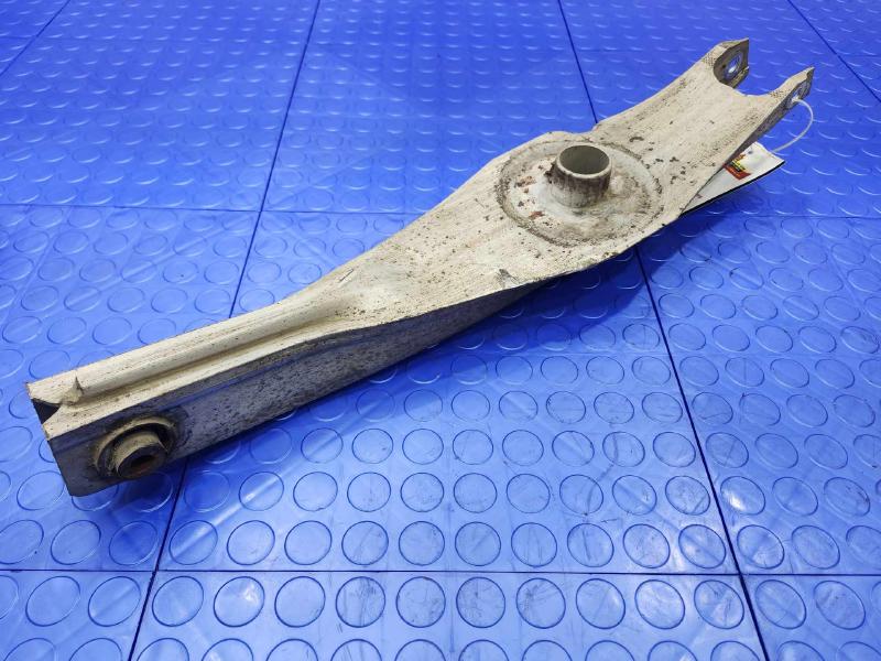 2011 Buick LaCrosse Lower Control Arm Rr