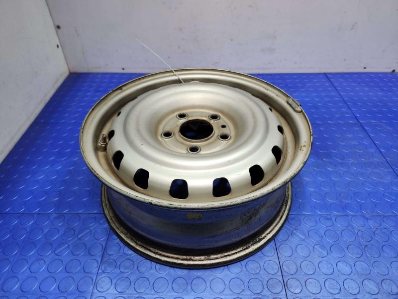 2015 Chevrolet City Express Wheel