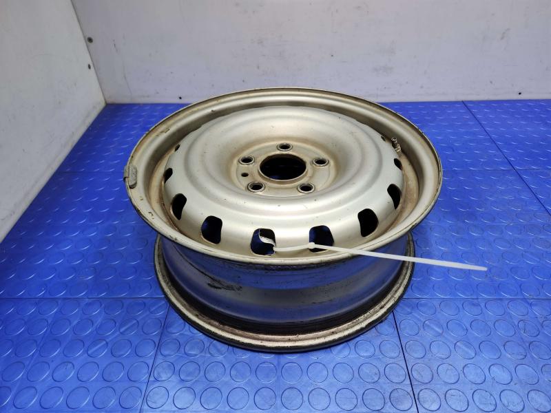 2015 Chevrolet City Express Wheel