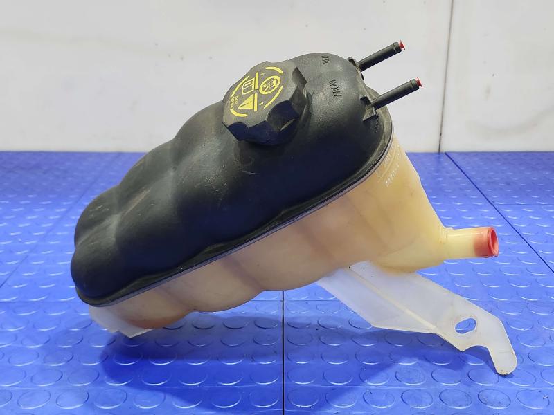 2014 Chevrolet Silverado 1500 Coolant Recovery Bottle
