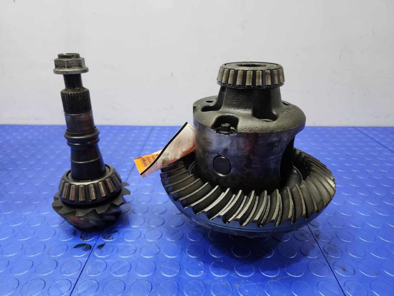 2014 Chevrolet Silverado 1500 Ring Gear & Pinion