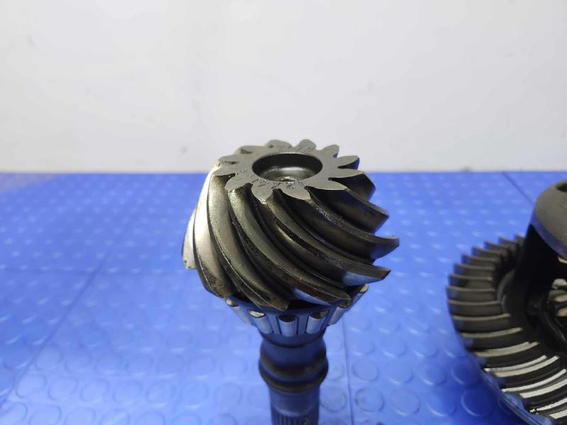 2014 Chevrolet Silverado 1500 Ring Gear & Pinion